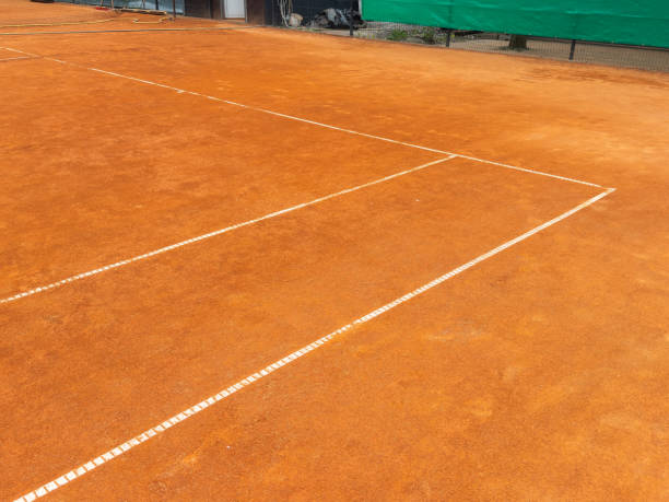 construction court de tennis à Saint-Raphaël